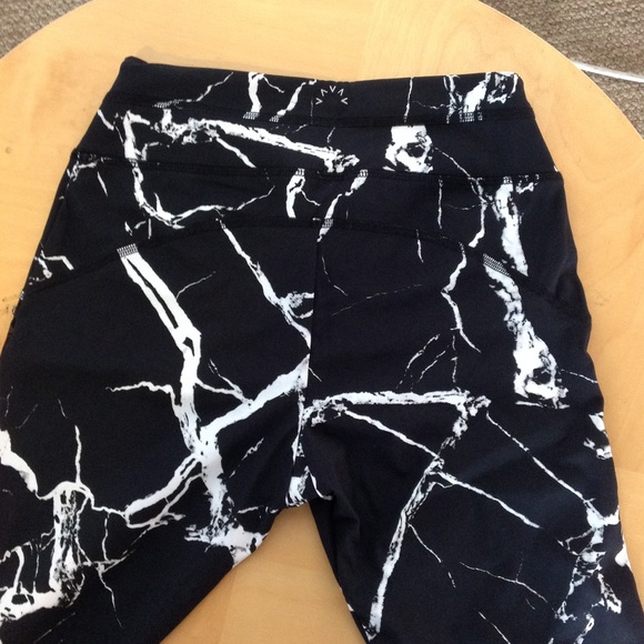 NWT Varley Bicknell leggings - Picture 4 of 4